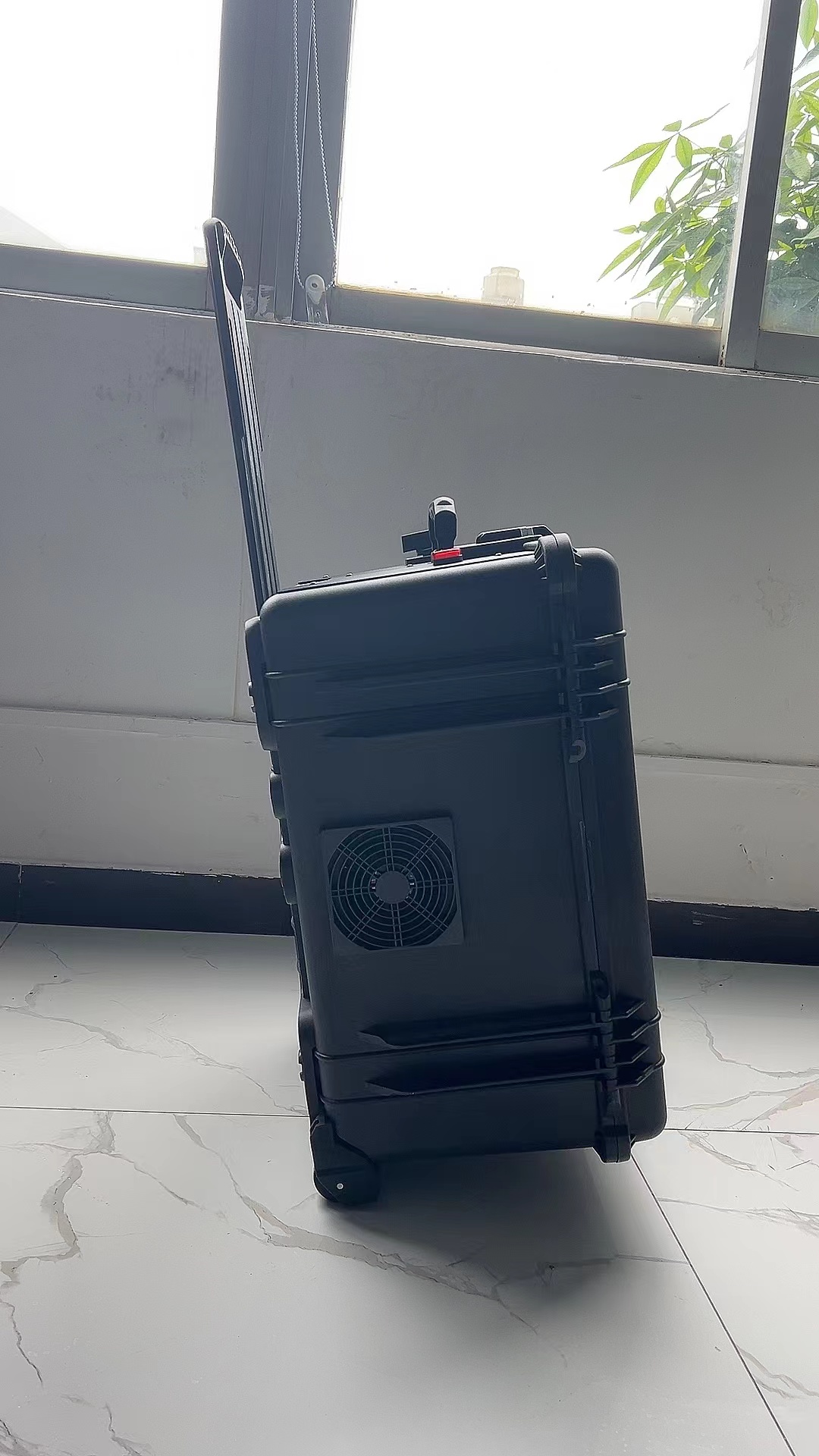 连南手拉箱型移动通信干扰器